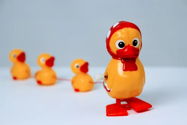Elvis the Duck | White