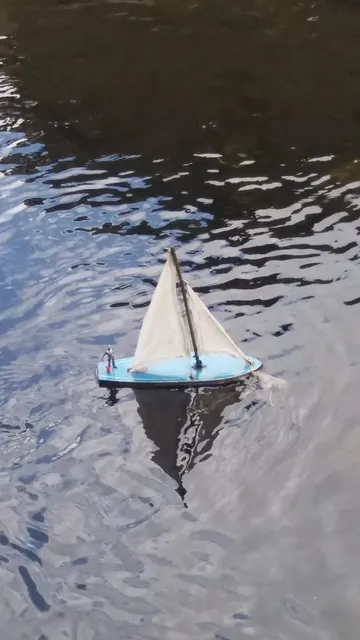 Origami Boat | Nude